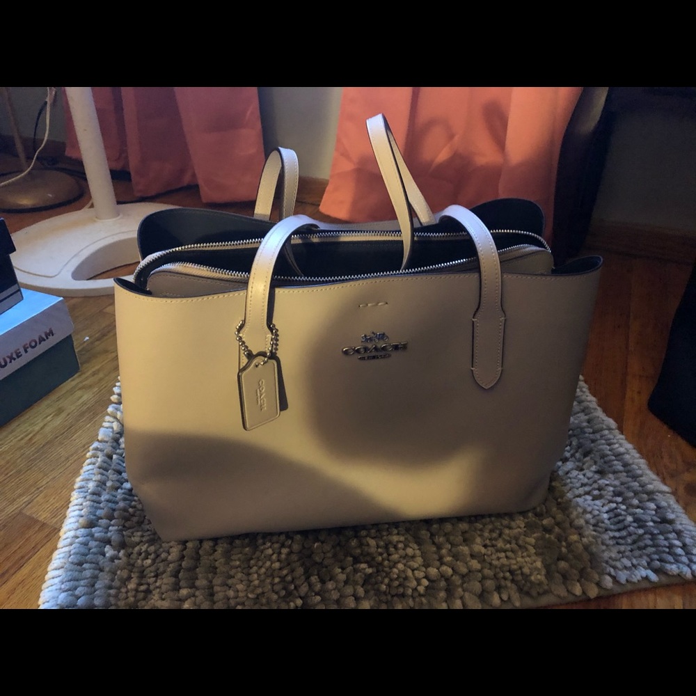 Large coach shoulder bag
